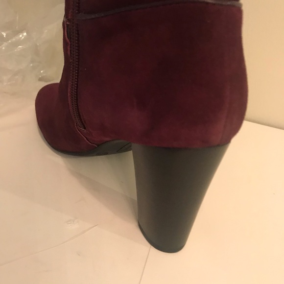 Gorgeous Isaac Mizrahi Wine /Burgundy knee high Boots NIB 8.5 - Picture 11 of 16